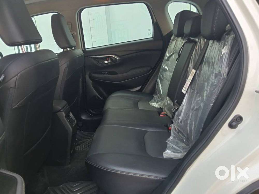 Toyota Urban Cruiser Hyryder 1.5 V Neo Drive At, 2024, Petrol