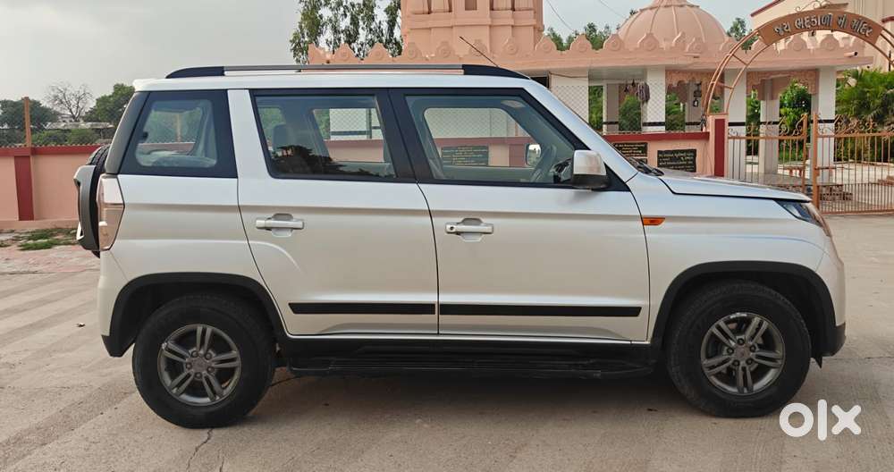 Mahindra Tuv 300 T10, 2019, Diesel