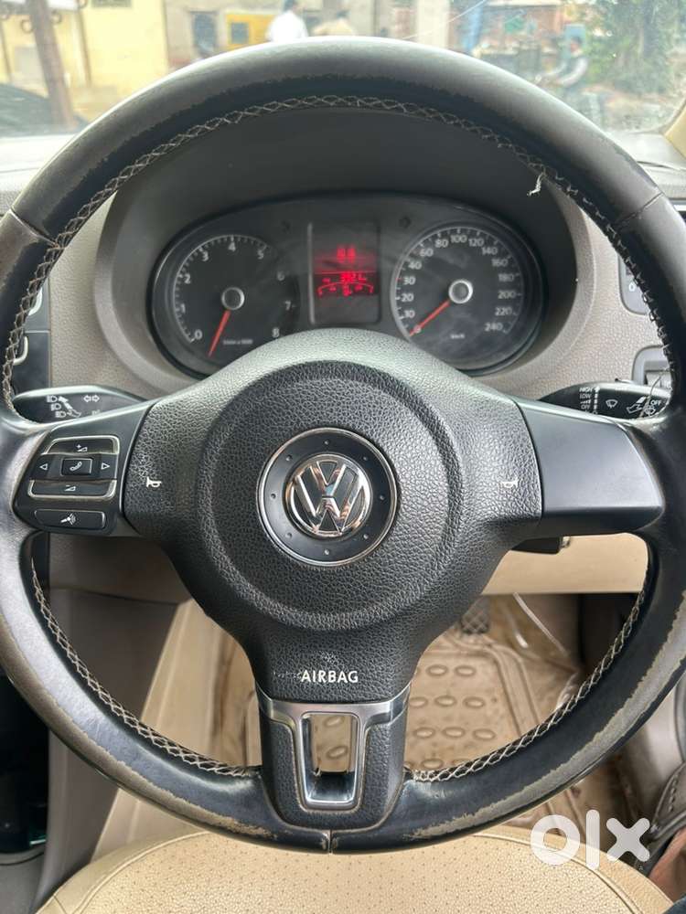 Volkswagen Automatic 2013