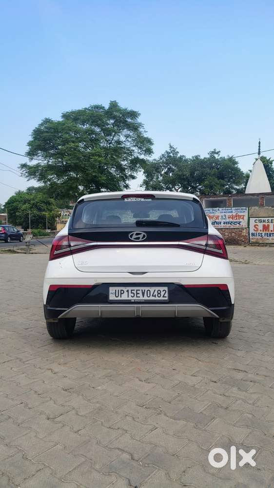 Hyundai I20 Asta (o) 1.2 Mt, 2025, Petrol