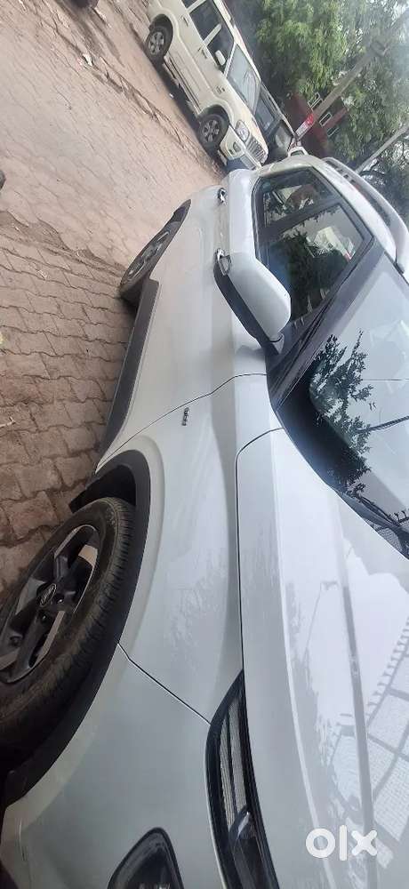 Hyundai Venue 1.0 2021 Automatic Sunroof All Service Company End Pls M