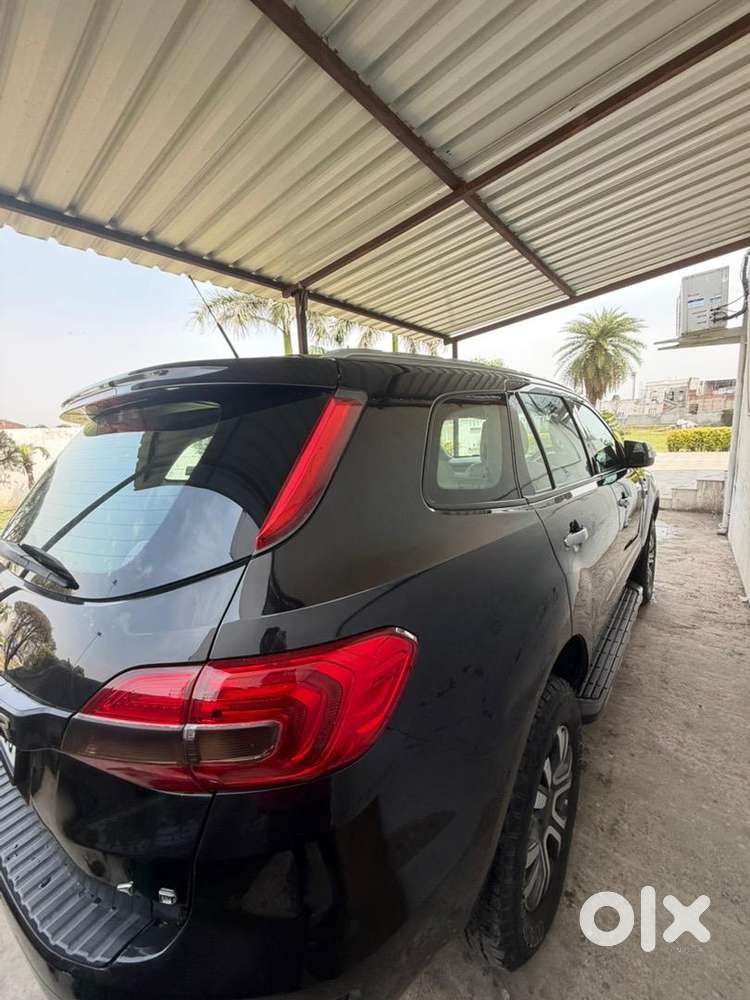 Ford Endeavour 2016 Diesel Well Maintained