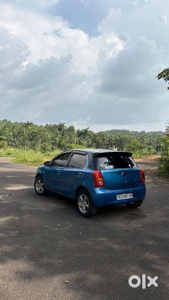Toyota Etios Liva 2012