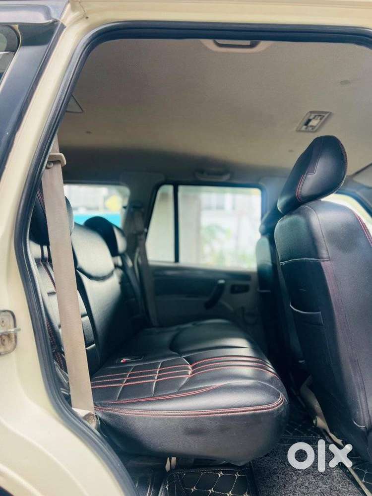 Mahindra Scorpio S6 Plus, 2015, Diesel