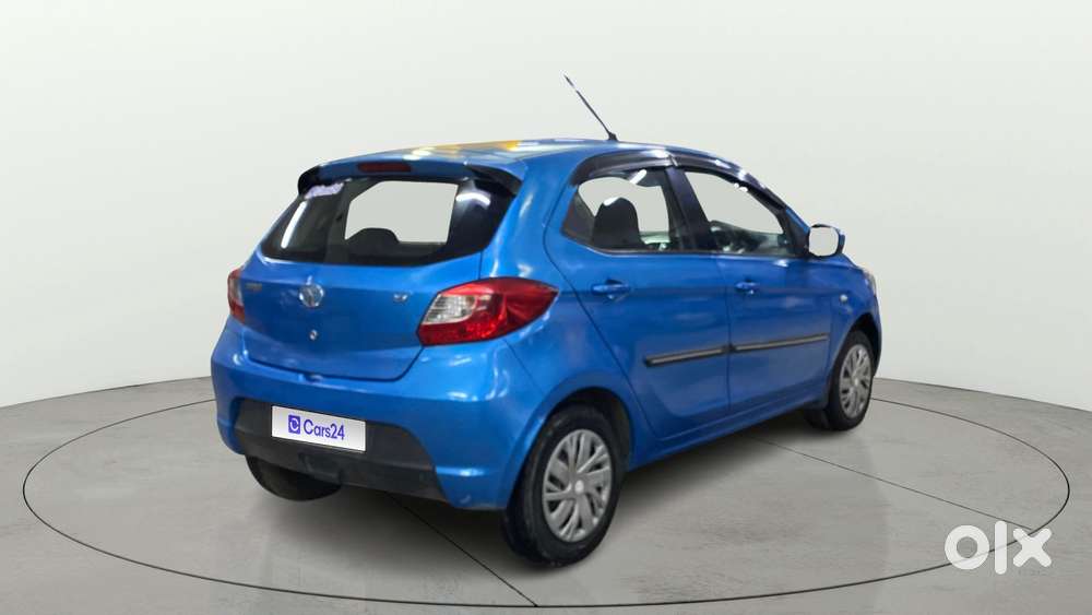 Tata Tiago 1.2 Revotron Xt, 2016, Petrol