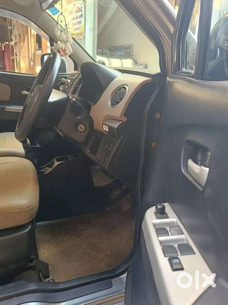 Maruti Suzuki Wagon R 2013 Petrol Well Maintained