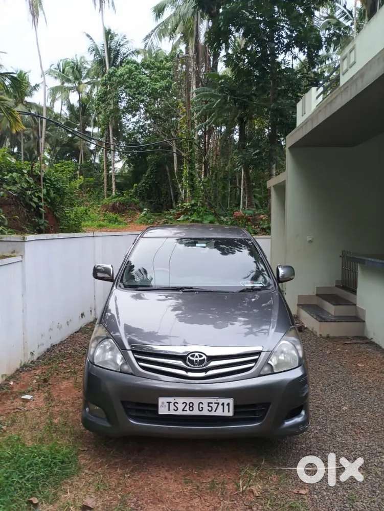 Toyota Innova Diesel 2011 2nd Owner