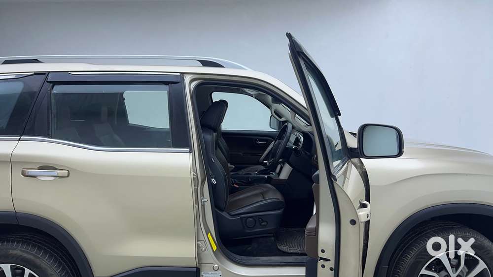 Mahindra Scorpio N Z8 L Petrol At 6 Str, 2022, Petrol