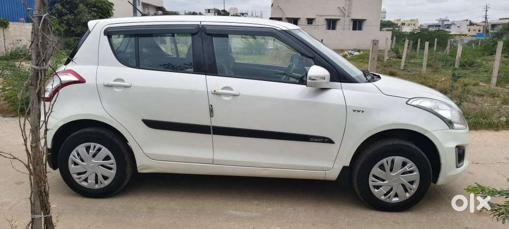 Maruti Suzuki Swift 1.2 Vxi (o), 2016, Petrol