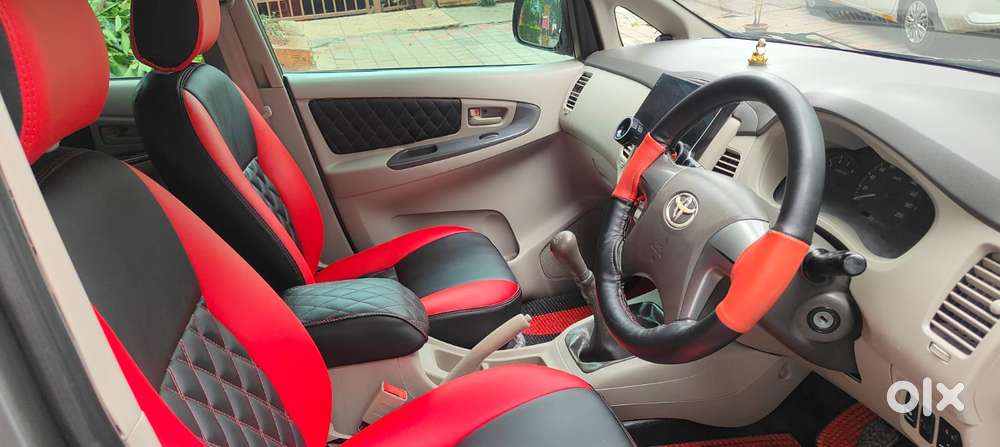 Toyota Innova 2.5 G (diesel) 8 Seater, 2013