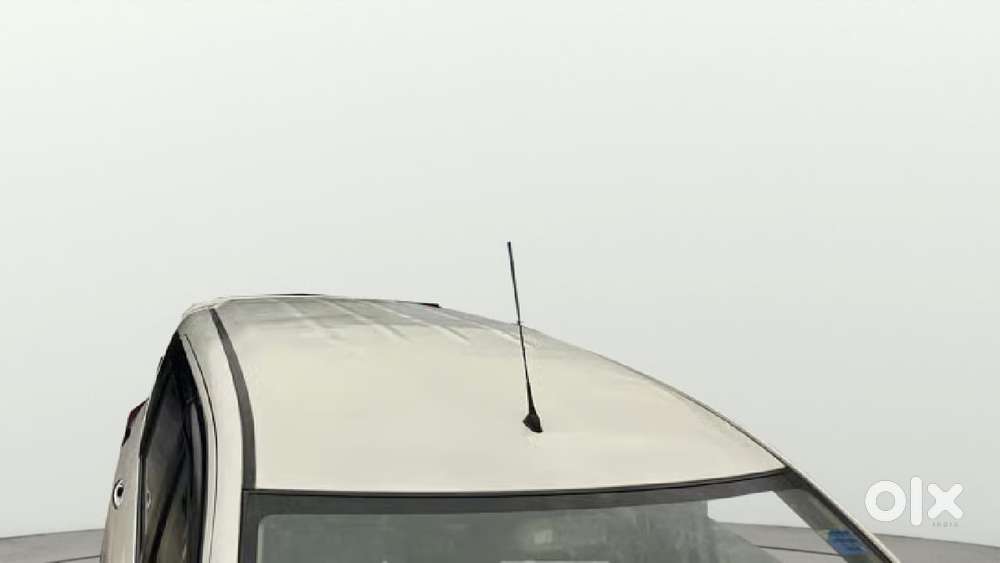 Maruti Suzuki Ertiga Zxi Plus Shvs, 2022, Petrol