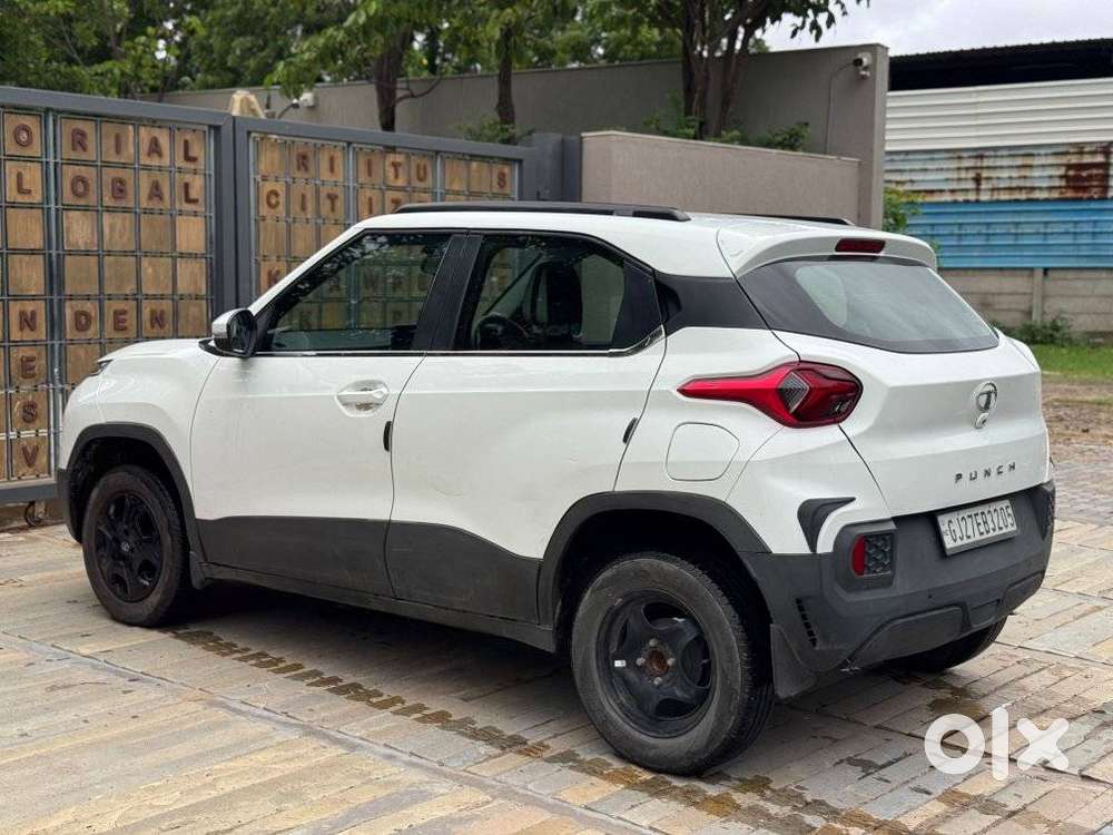 Tata Punch Accomplished Amt, 2022, Petrol