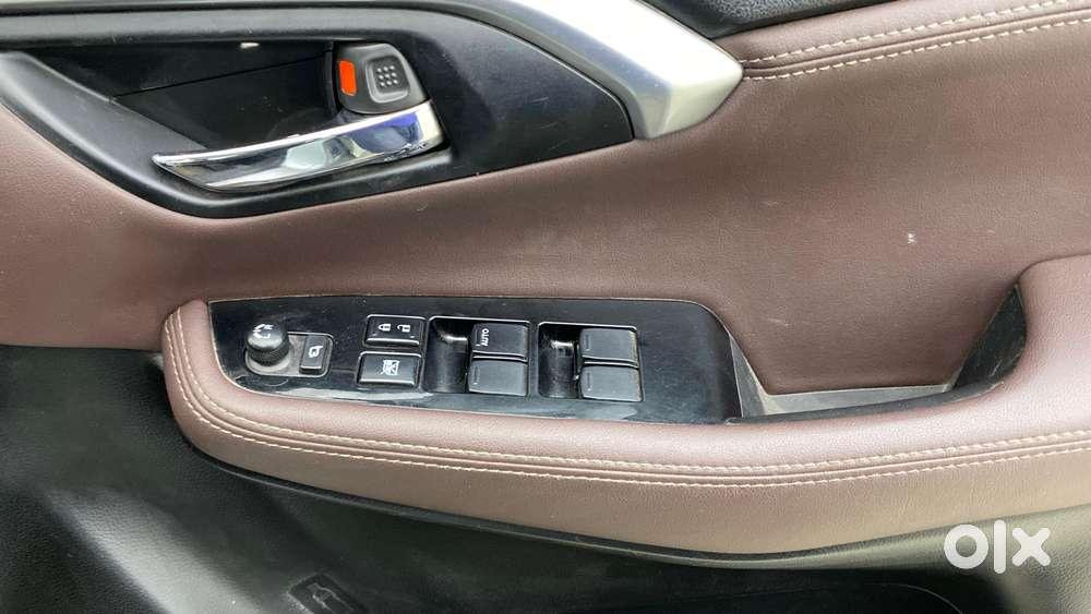Maruti Suzuki Grand Vitara 1.5 Alpha Smart Hybrid Dual Tone, 2022, P..