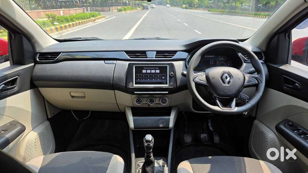 Renault Triber Rxt, 2020, Petrol