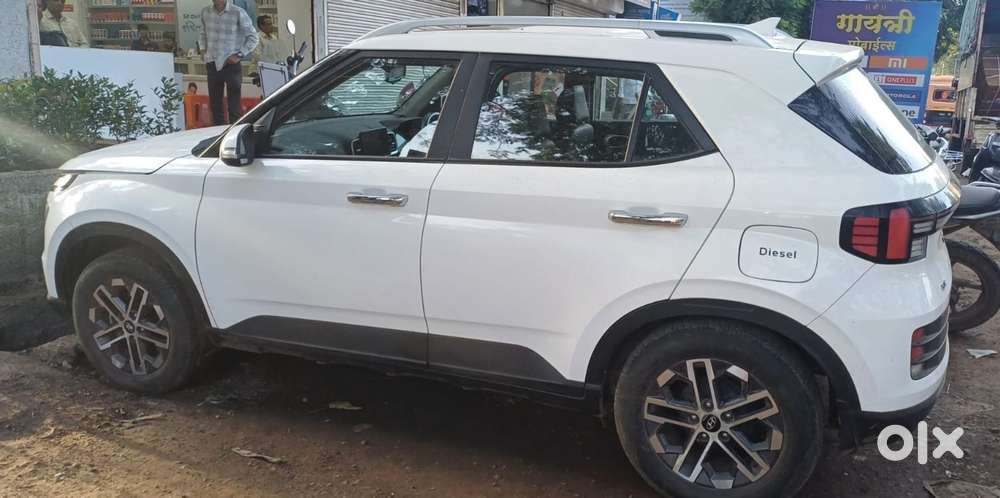 Hyundai Venue Sx Mt, 2023, Diesel