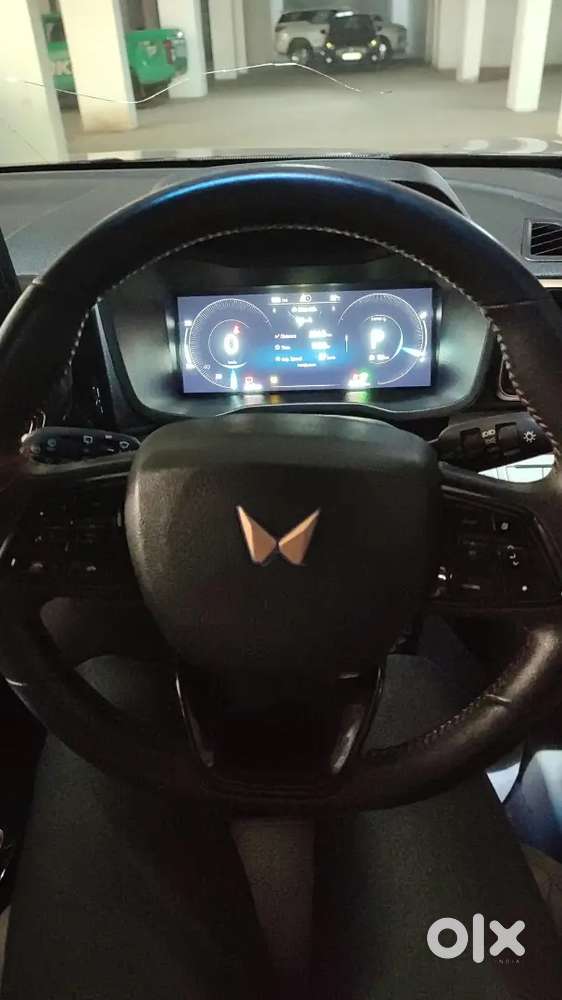 Mahindra Xuv400 Ev 2024 Automatic