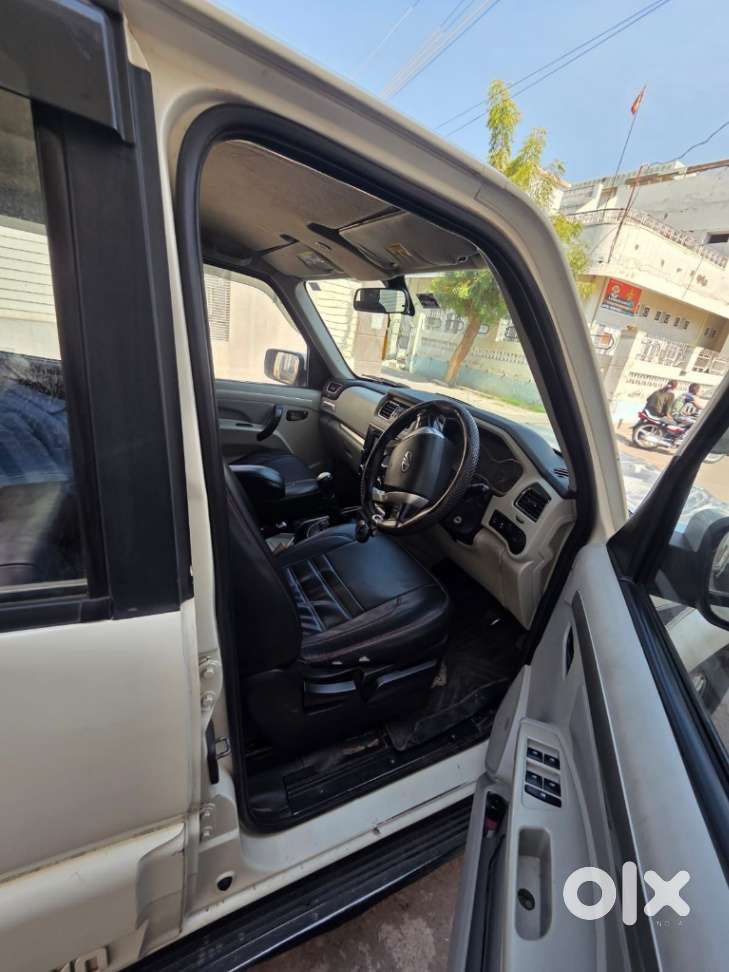 Mahindra Scorpio Classic, 2017, Diesel
