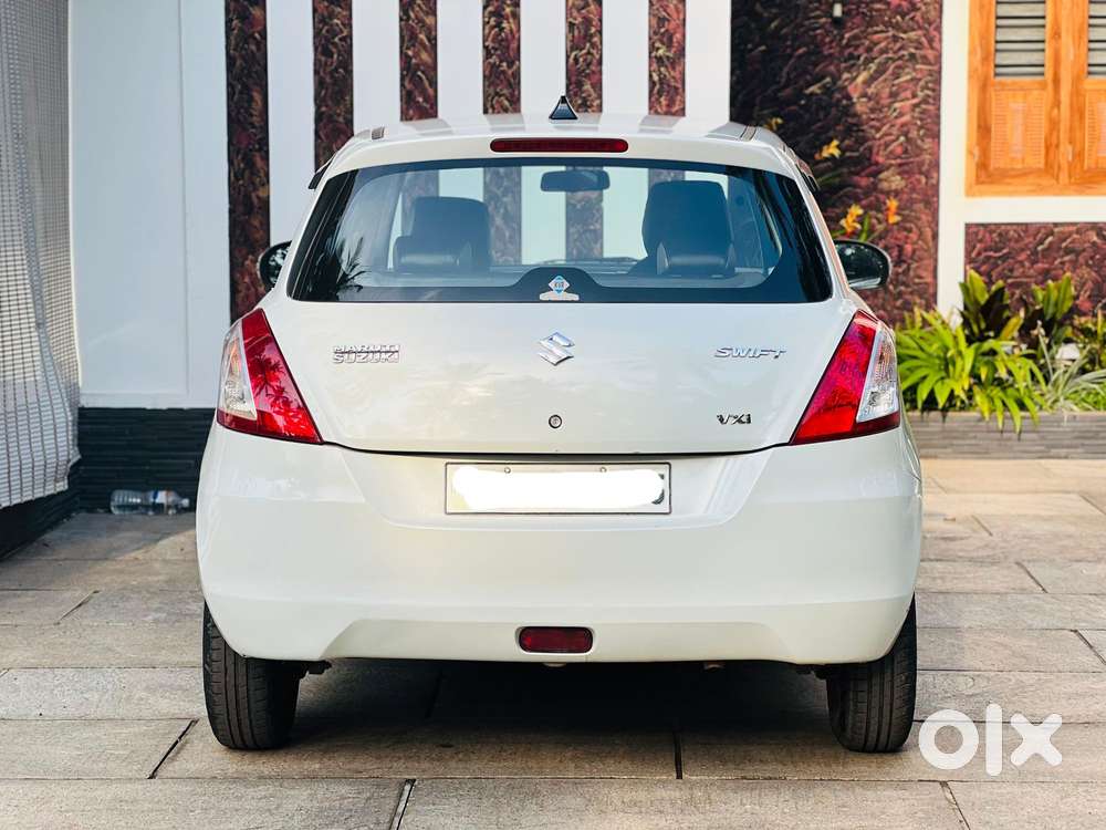 Maruti Suzuki Swift Vxi Optional, 2014, Petrol