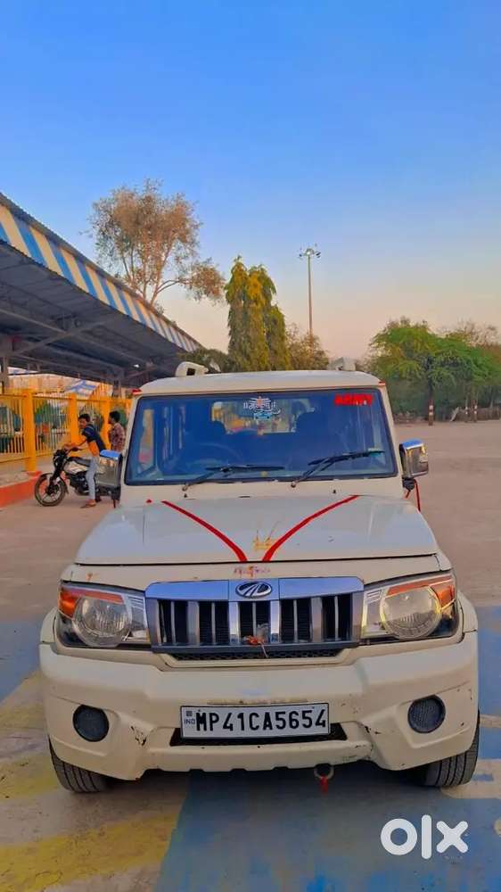 Mahindra Bolero 2015 Diesel Automatic With 48306 Km Driven