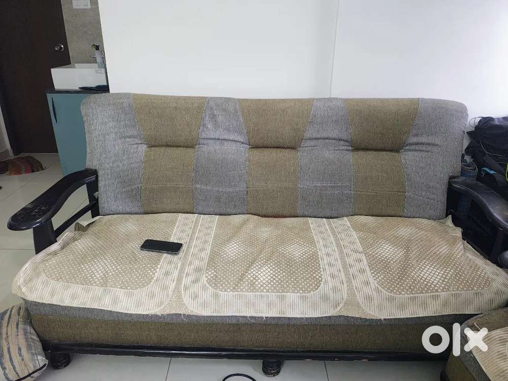 Sofa normal to good condition