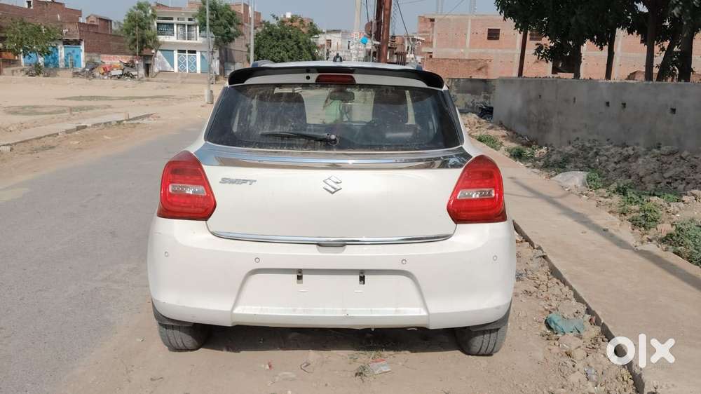 Maruti Suzuki Swift Vvt Zxi, 2020, Petrol