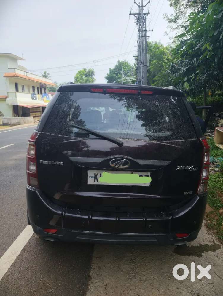 Mahindra Xuv500 2018 Diesel 135000 Km Driven