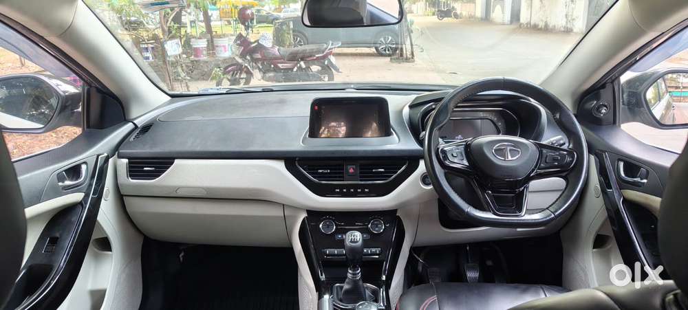 Tata Nexon 1.2 Revotron Xm (s), 2023, Petrol