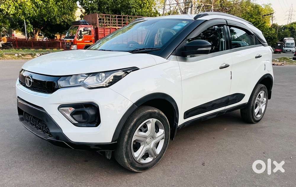 Tata Nexon 1.2 Revotron Xm (s), 2021, Petrol