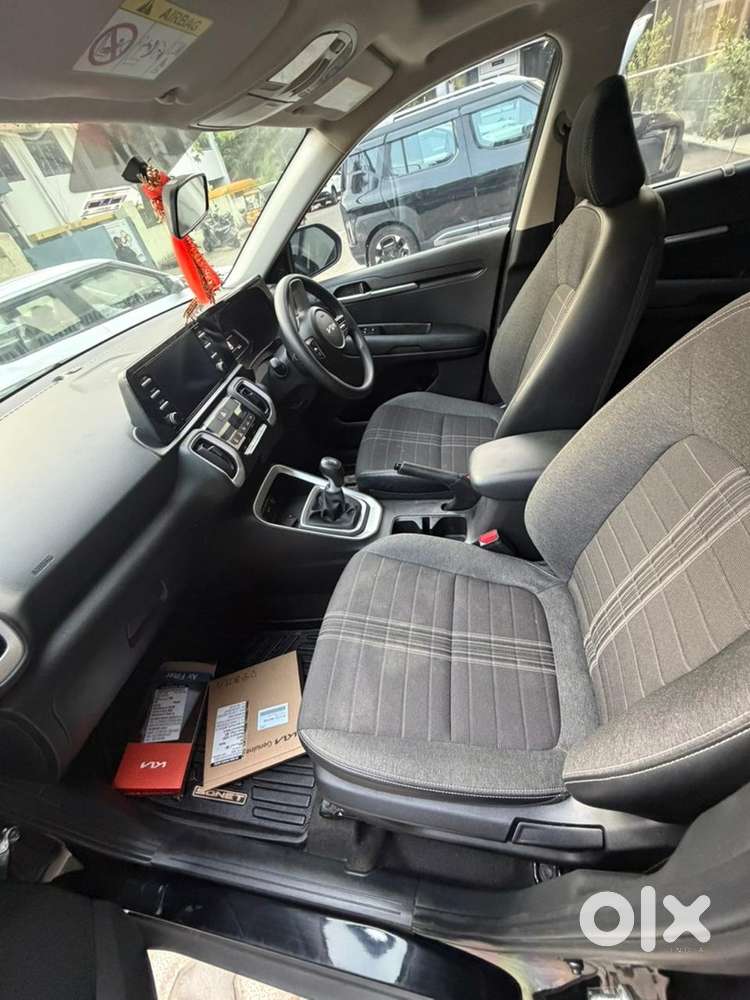 Kia Sonet 2024 Petrol 16000 Km Driven