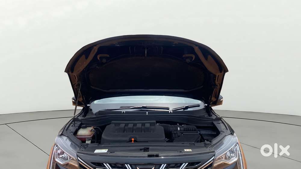 Mahindra Xuv700 2.0 Ax 7 Petrol At Luxury Pack Str, 2023, Petrol