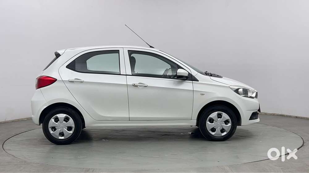 Tata Tiago 1.2 Revotron Xt, 2019, Petrol