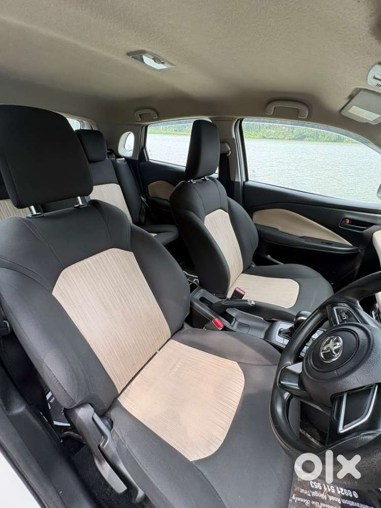 Toyota Glanza Petrol Automatic 2024