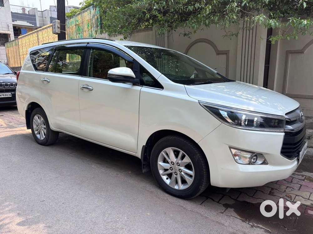 Toyota Innova Crysta 2020 V Diesel