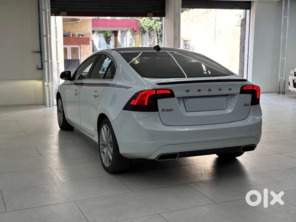 Volvo S60 D4 Momentum, 2018, Diesel