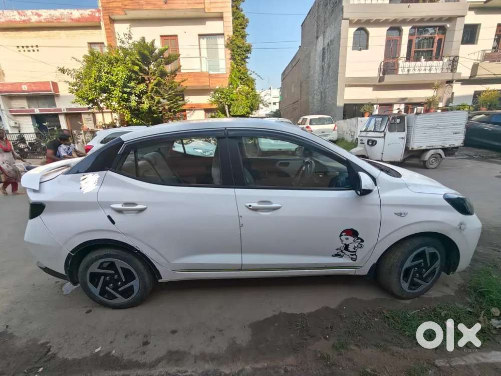 Hyundai Aura Sx Cng 2024