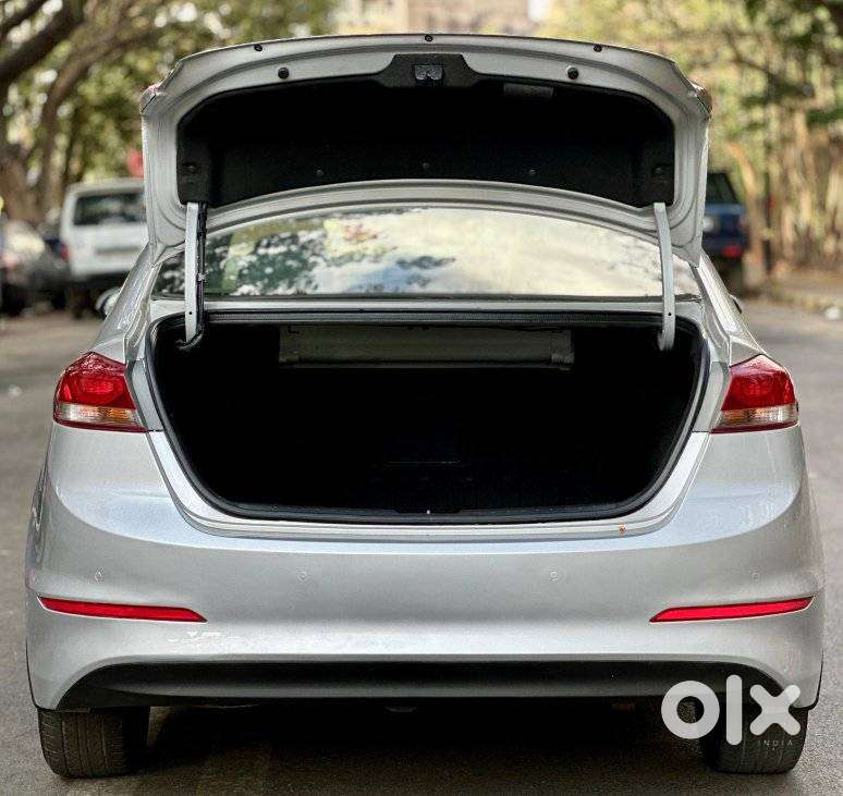 Hyundai Elantra Vtvt Sx At, 2018, Petrol