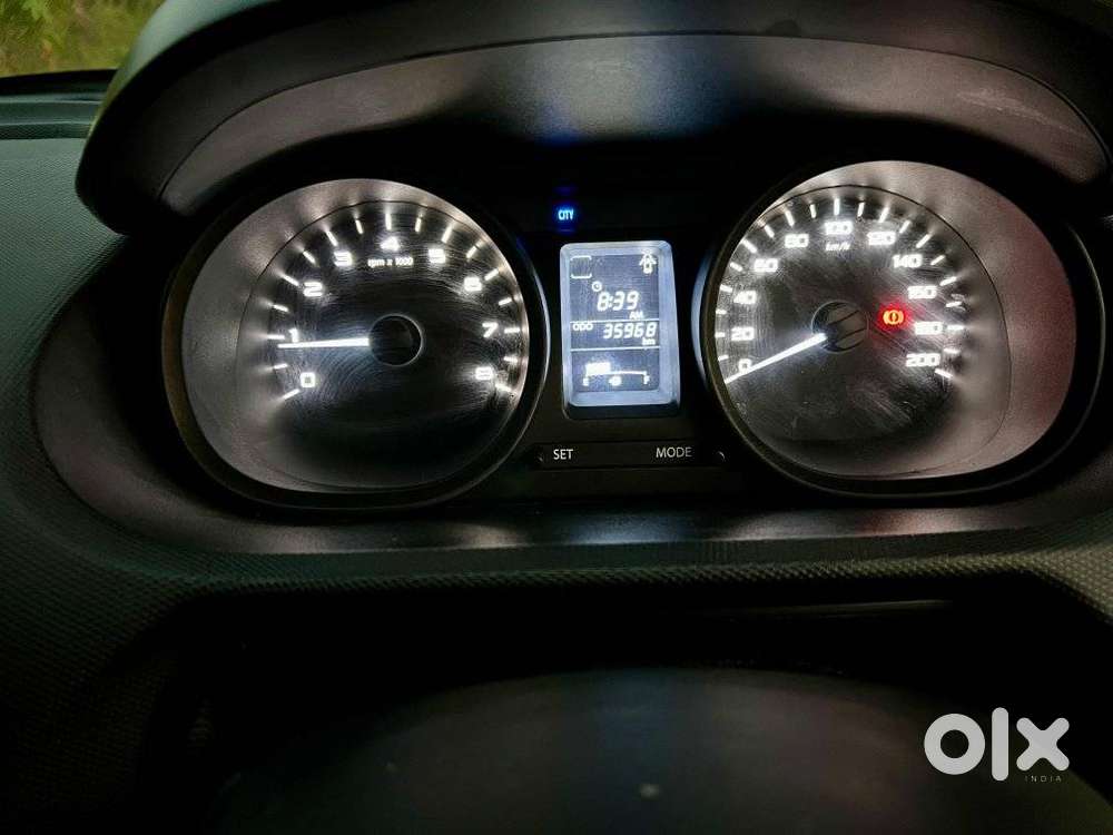 Tata Tiago 1.2 Revotron Xt, 2018, Petrol