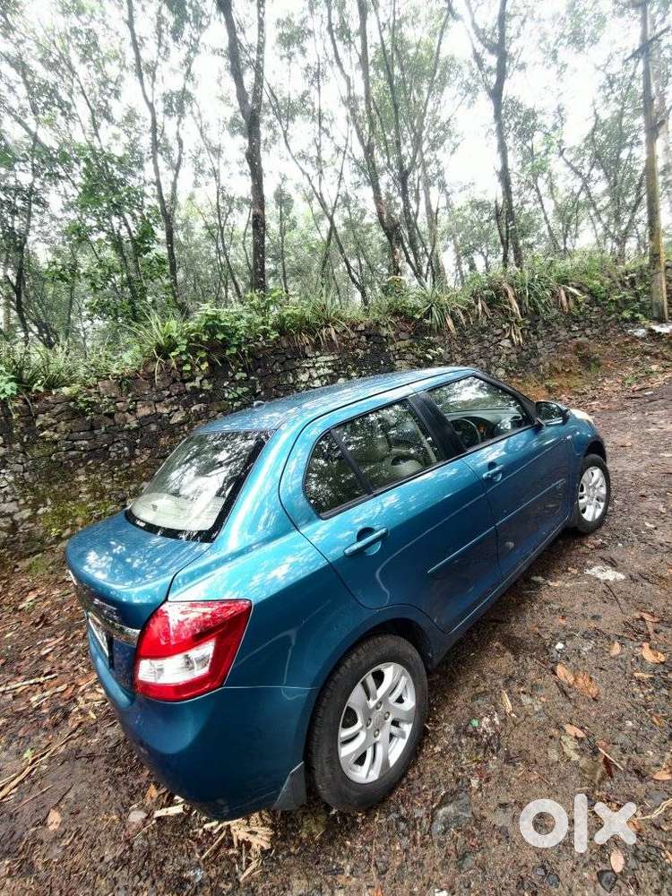 Maruti Suzuki Swift Dzire 1.2 Zxi Bsiv, 2012, Petrol