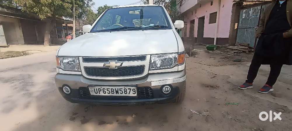 Chevrolet Tavera 2015