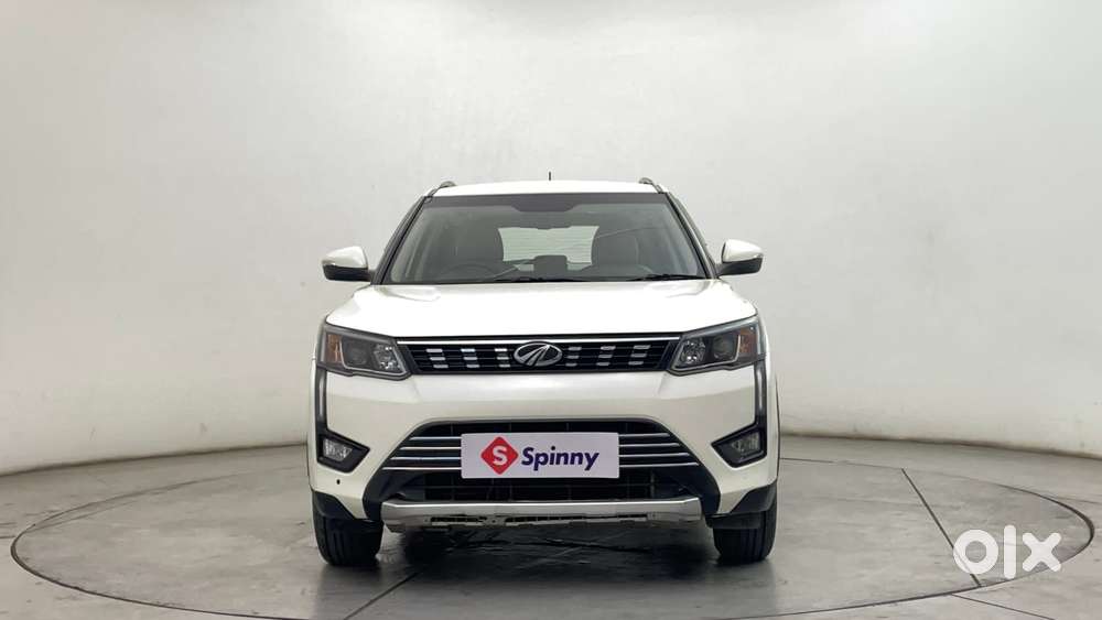 Mahindra Xuv300 W8 (o) 1.5 Diesel Amt, 2022, Diesel