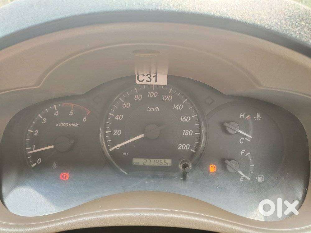 Toyota Innova 2.5 G (diesel) 8 Seater, 2015, Diesel