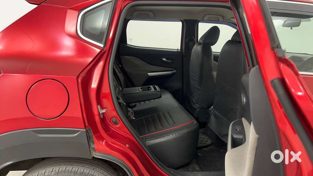 Nissan Magnite 1.0 Xv Executive, 2022, Petrol
