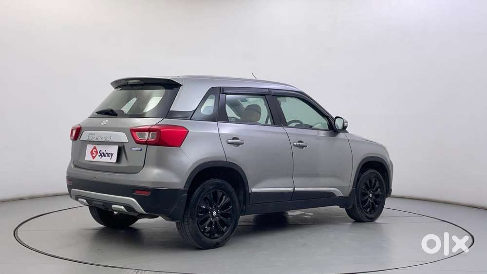 Maruti Suzuki Vitara Brezza 1.5 Zxi At, 2022, Petrol
