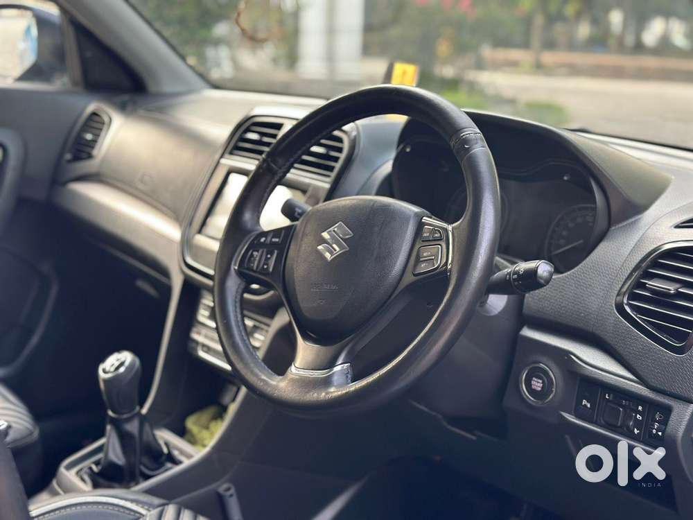 Maruti Suzuki Vitara Brezza Zdi+ Dual Tone Mt, 2017, Diesel