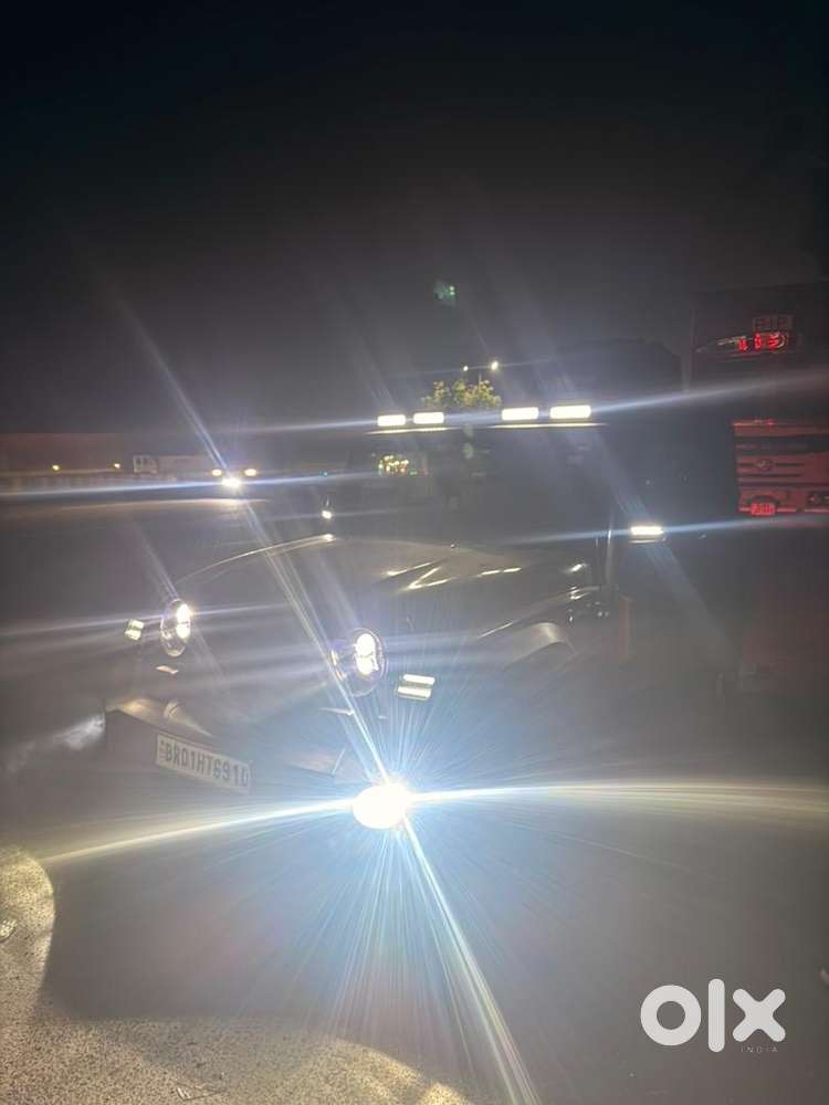 Thar 4x4 Top Model Hard Top  2024  Br01