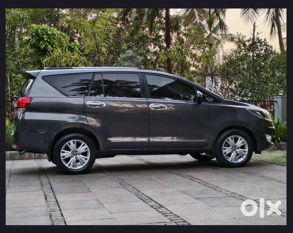 Toyota Innova Crysta 2.8z Automatic, 2019, Diesel
