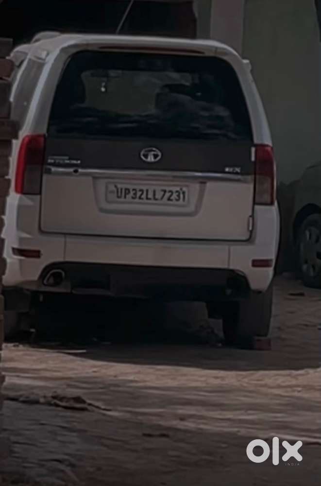 Tata Safari Storme 2017
