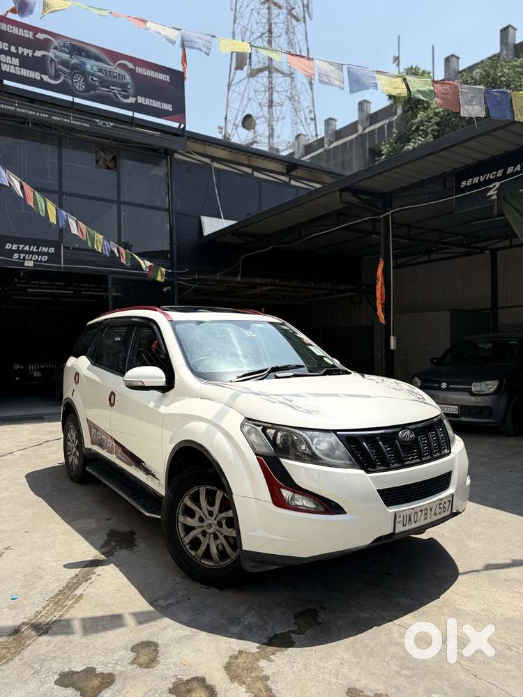 Mahindra Xuv500 2.2 W10 Sportz Edition At, 2017, Diesel