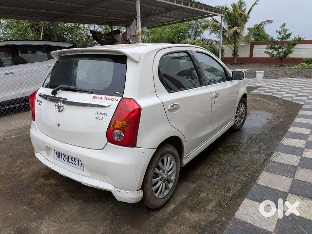 Well-maintained Toyota Etios Liva (2011) – Only 98k Km Driven!