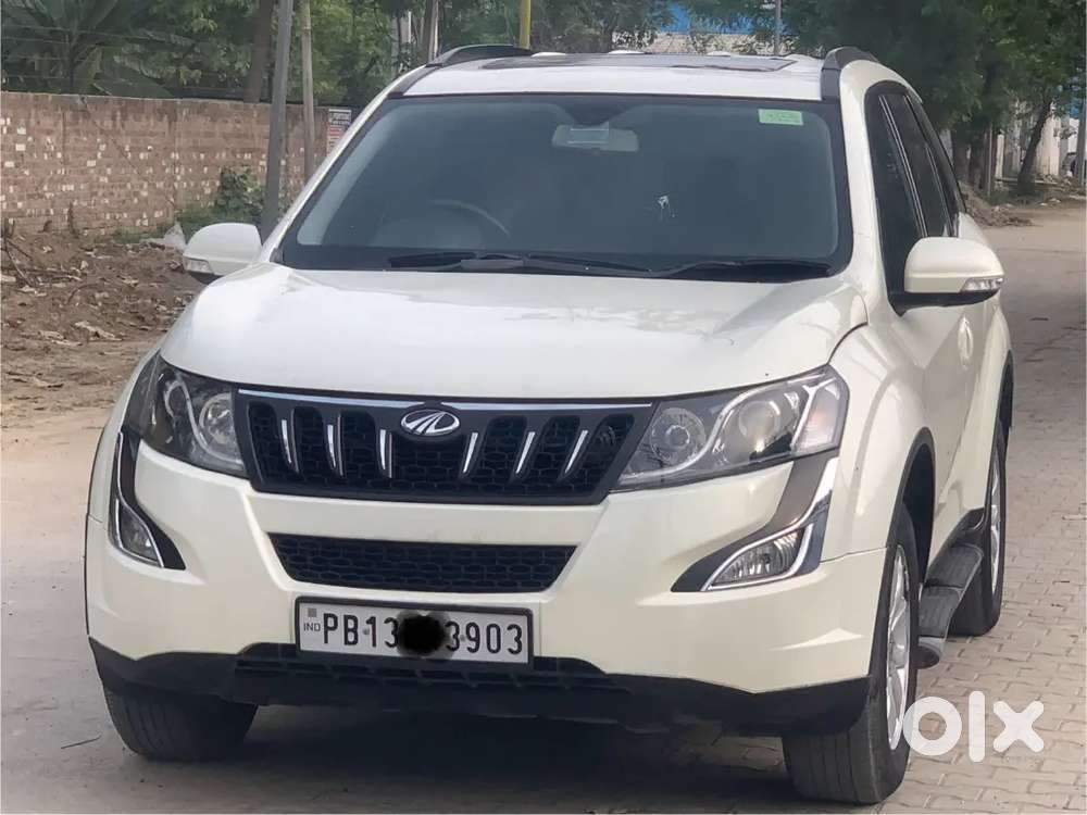 Mahindra Xuv500 2015 Diesel 94000 Km Driven
